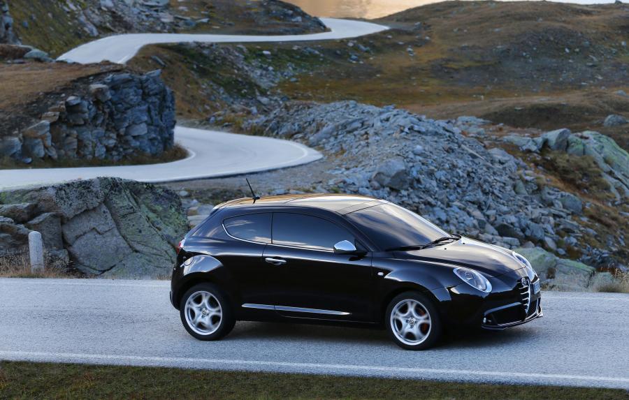  Alfa Romeo MiTo (955) 2013 года  (фото 12 из 29)